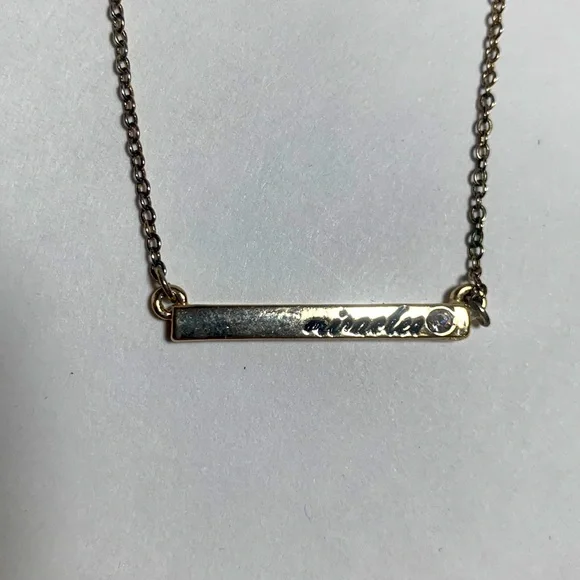 White House Black Market Necklace - Picture 2 of 5